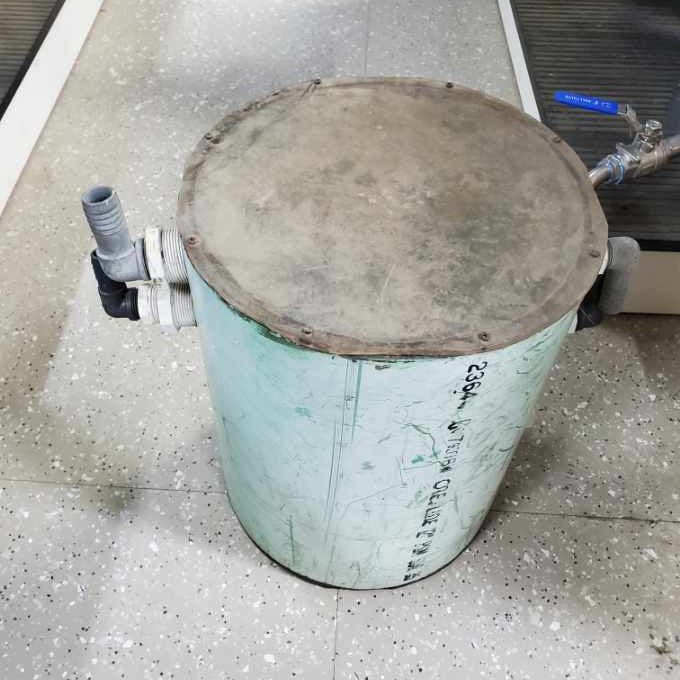 12"x16" Vertical Vacuum Booster
