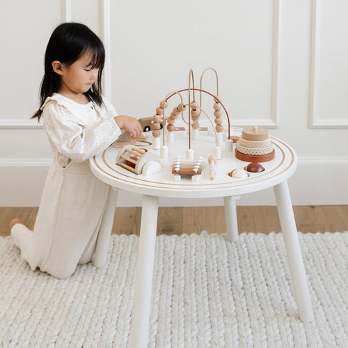 Camel@Activity table styled in a shared living space for kids