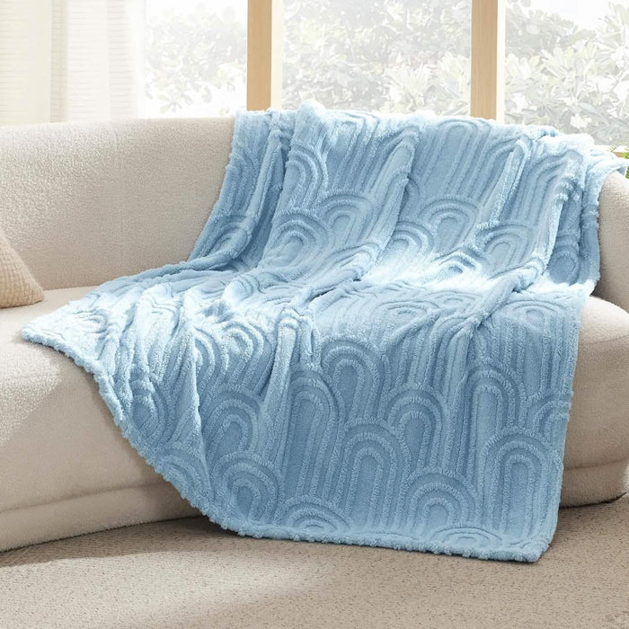 Throw / Dream Blue