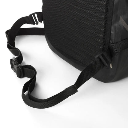 360 Lap 25L_37747_detail-waist belt 2