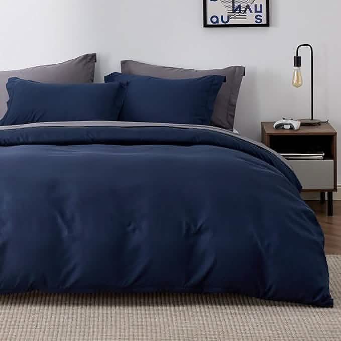 Queen / Navy Blue