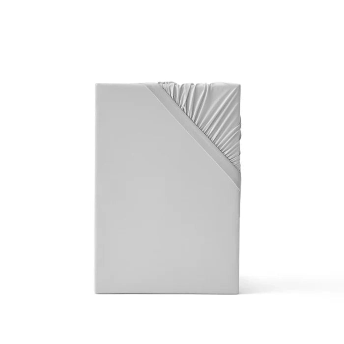 Grey / Queen