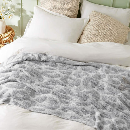Throw / Leopard Grey