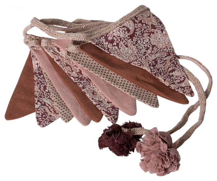 Garland - Rose