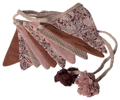 Garland - Rose