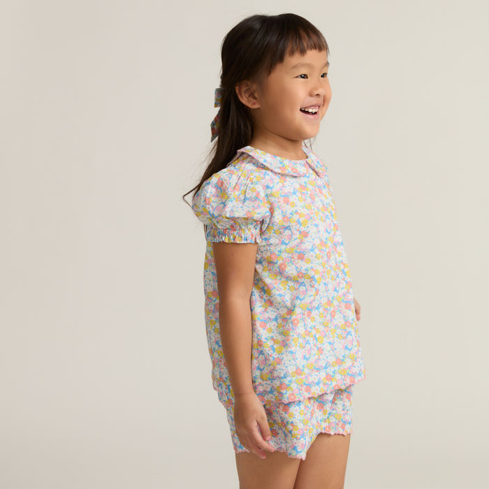 girls jasmine blossom puff sleeve top and short set