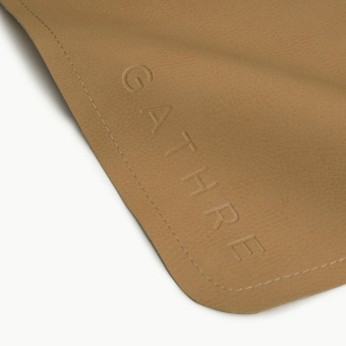 Camel@Gathre deboss detail on the Camel Maxi Mat