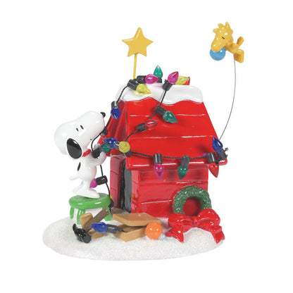 Peanuts Village | Getting Ready for Christmas | Village Figures