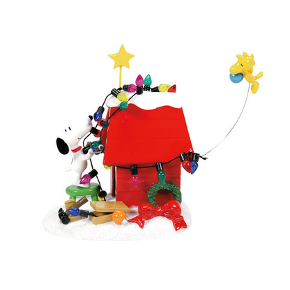 Peanuts Village | Getting Ready for Christmas | Village Figures