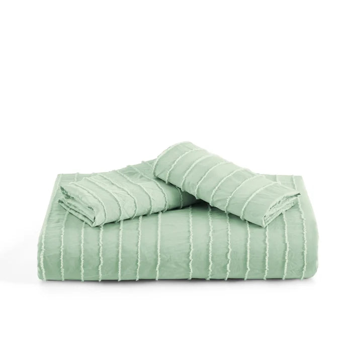 Queen / Sage Green