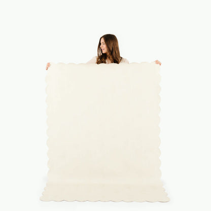 Ivory Scallop / 6 Foot