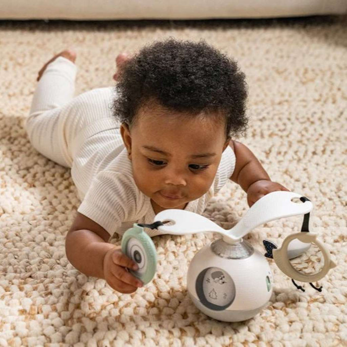 TINY LOVE BLACK & WHITE DÉCOR TUMMY TIME ENTERTAINER