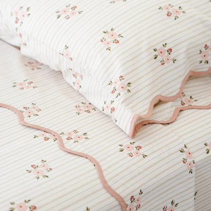 Briar Floral@Kids cotton sheet set with playful illustrations