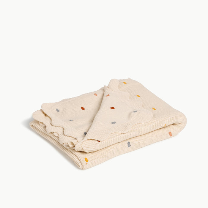 Ivory@Cotton knit throw blanket with dotted texture and scalloped edge